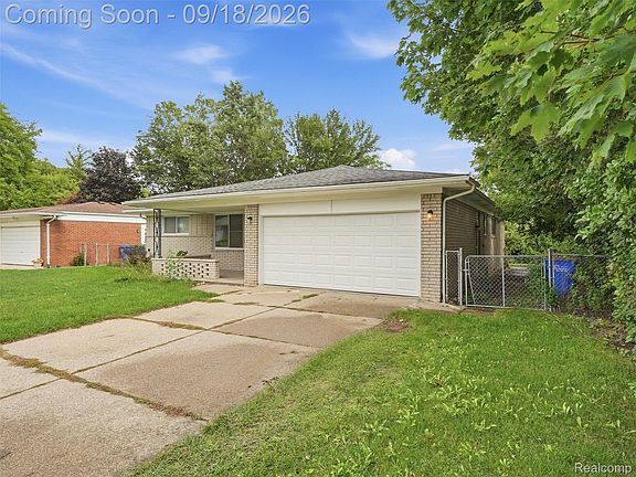 4th image of 25496 Taylor Dr
