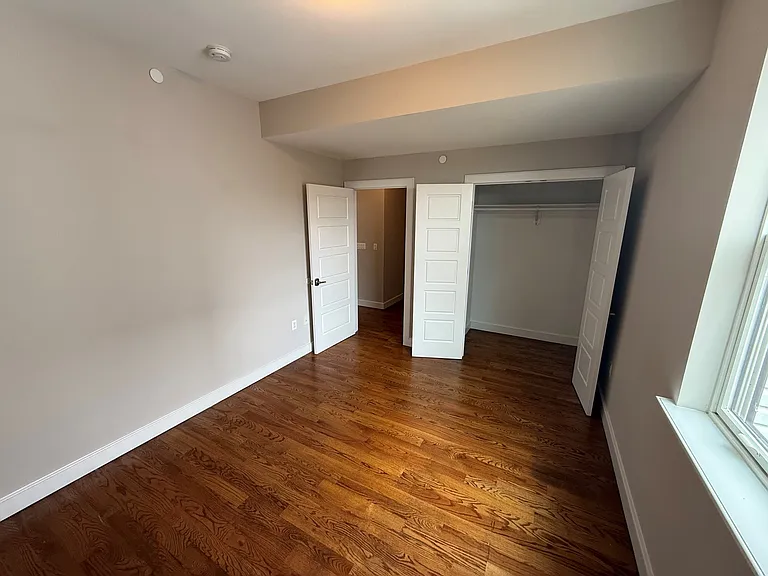 124 Polk St #2E — Photo 7