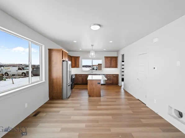 149 Stallion Dr, Bozeman, MT 59718