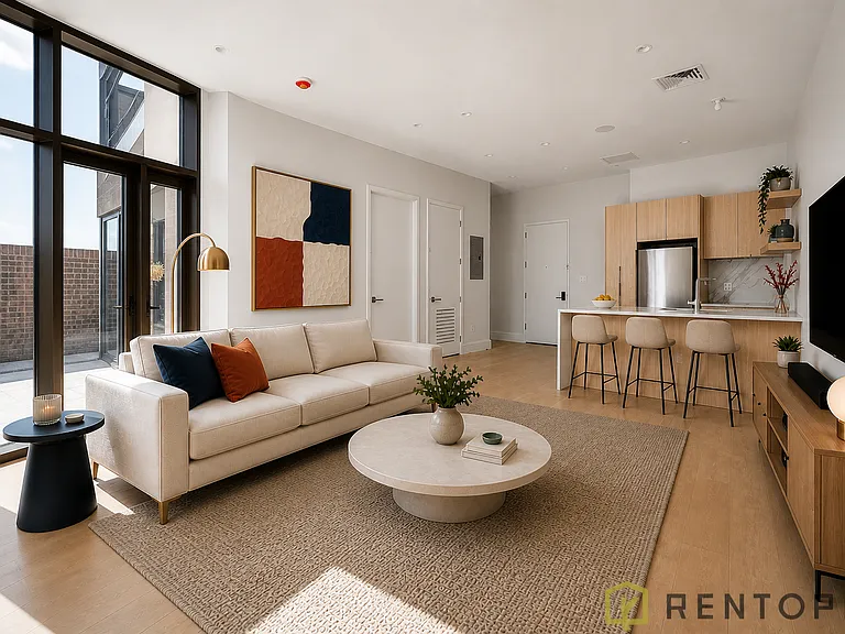 960 Franklin Ave #123 — Photo 3