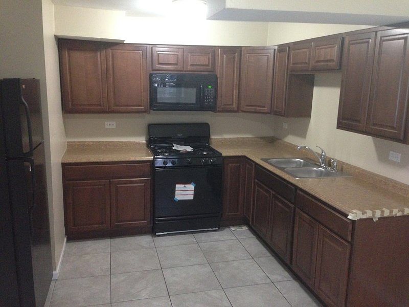 1st image of 7840 S Yates Blvd APT 1C