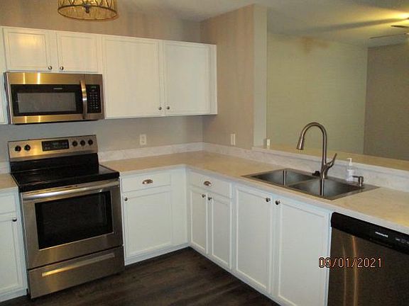 5th image of 144 Bertram Dr Unit G