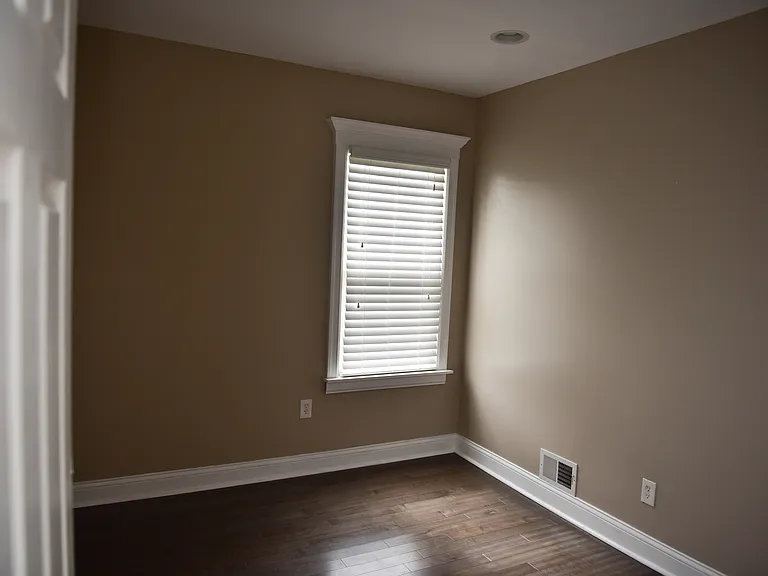 3714 Lincoln St #1 — Photo 12