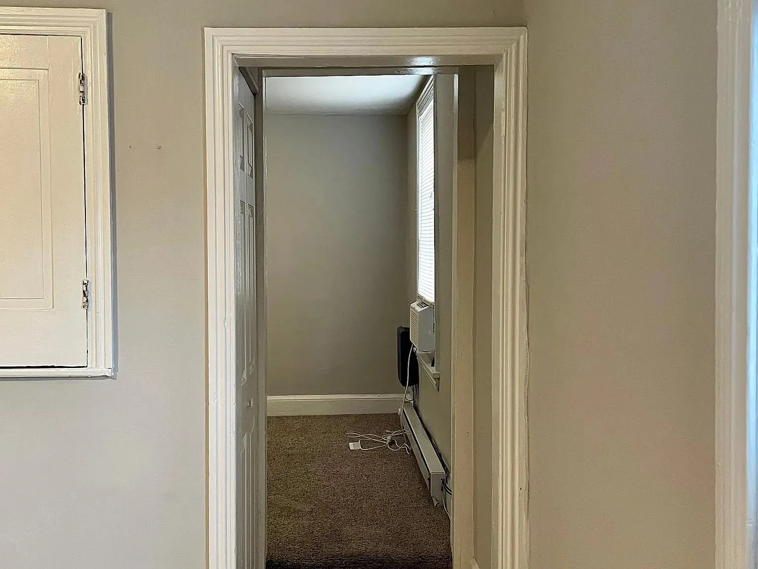 1 bed, 850 sqft, $1,100 — Photo 3