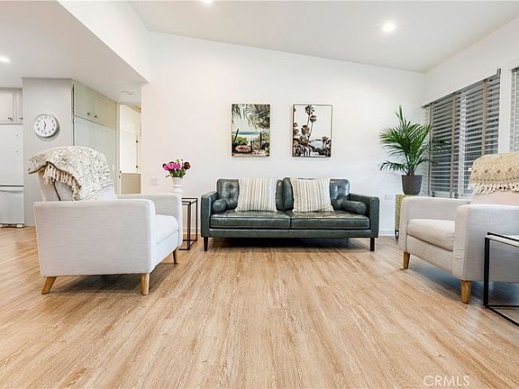 4th image of 1800 Sunningdale Rd APT 18B