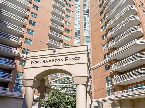 3101 N Hampton Dr APT 412, Alexandria, VA 22302