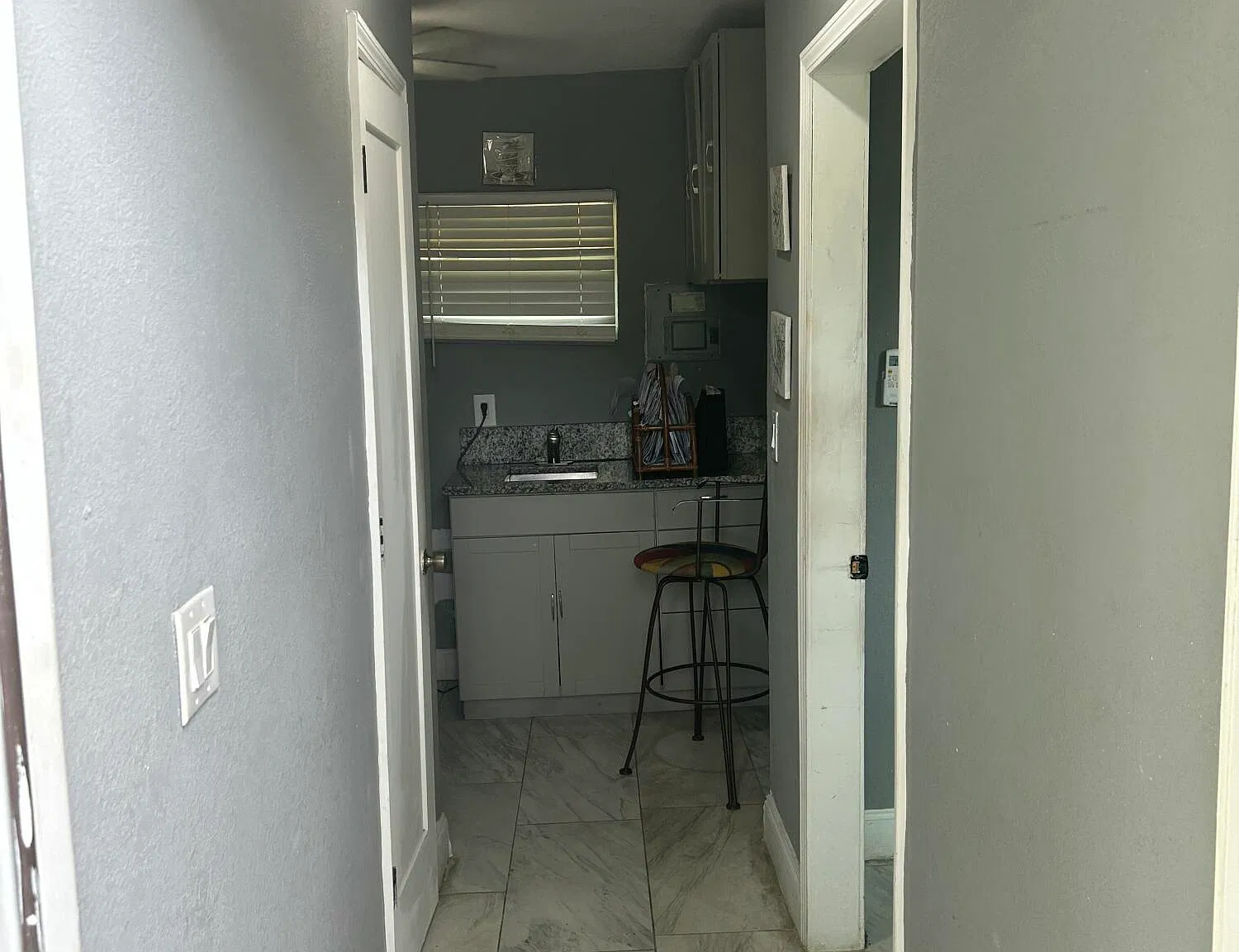 1 bed, 1.0 bath, 2319 sqft, $1,200 — Photo 3