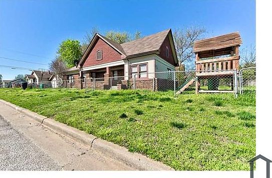3rd image of 3101 S Lee Ave