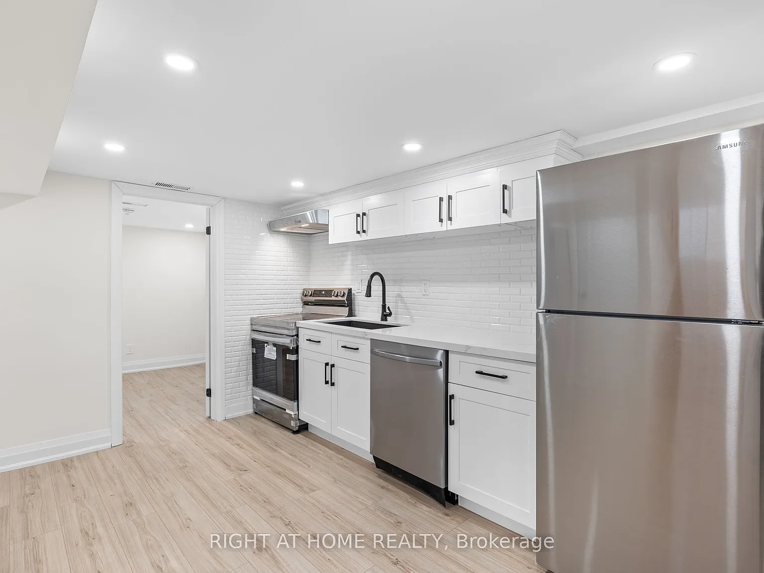 1 bed, $1,449 — Photo 2