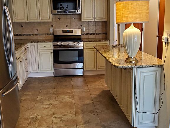 5th image of 6918 Juniper Blvd #2