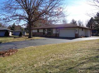 3915 Rockview Rd, Rockford, IL 61109