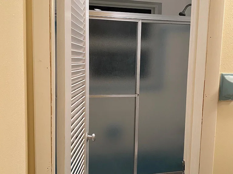 2508 Bay Dr #25 — Photo 5