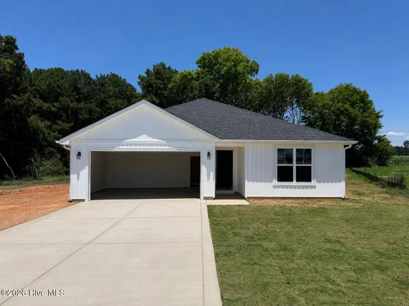 11 Baxley Drive, Dunn, NC 28334