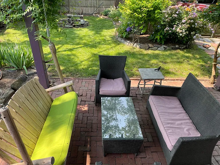 23 Hammond St — Photo 13