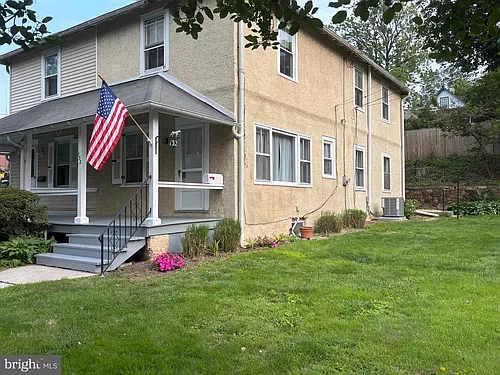 132 Plant Ave Photo 1