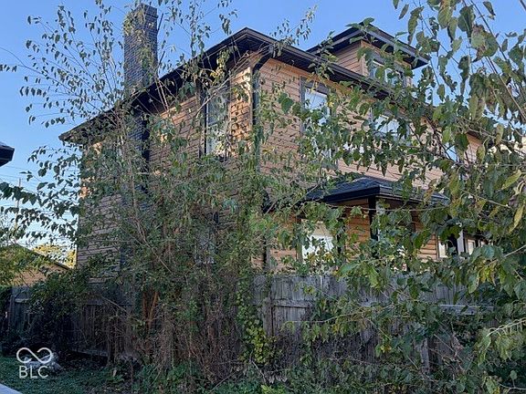 3rd image of 2954 Winthrop Ave