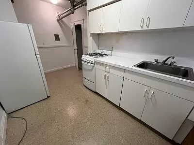 Studio, $1,750 — Photo 3