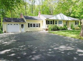 22 Briarwood Dr, North Branford, CT 06471