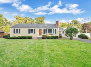 123 Clearbrook Dr, Springfield, MA 01118