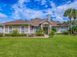 564 Dowling Cir, Lady Lake, FL 32159