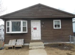 18 Lynch St, Providence, RI 02908