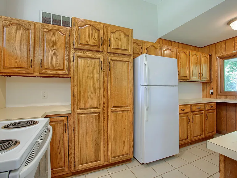 12395 South Ln — Photo 5