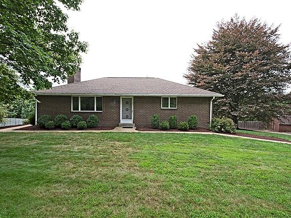 2nd image of 2796 Lori Dr