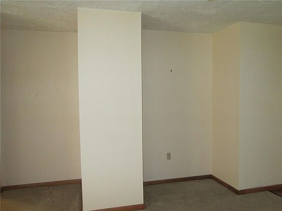 5th image of 2010 S West St
