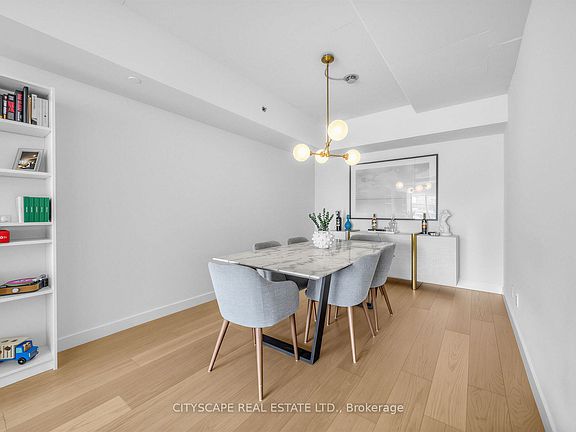 4th image of 55 Stewart St #924