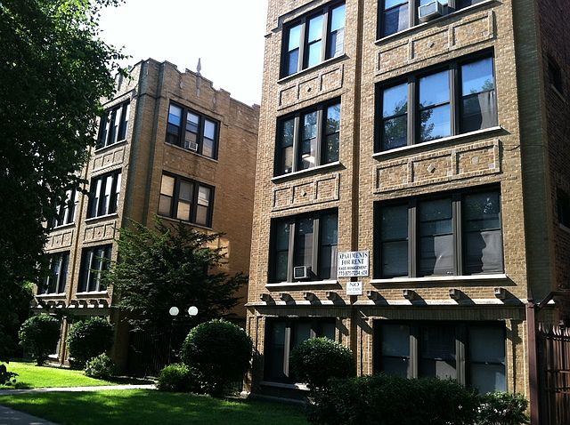 1st image of 1026 E Hyde Park Blvd APT 1S