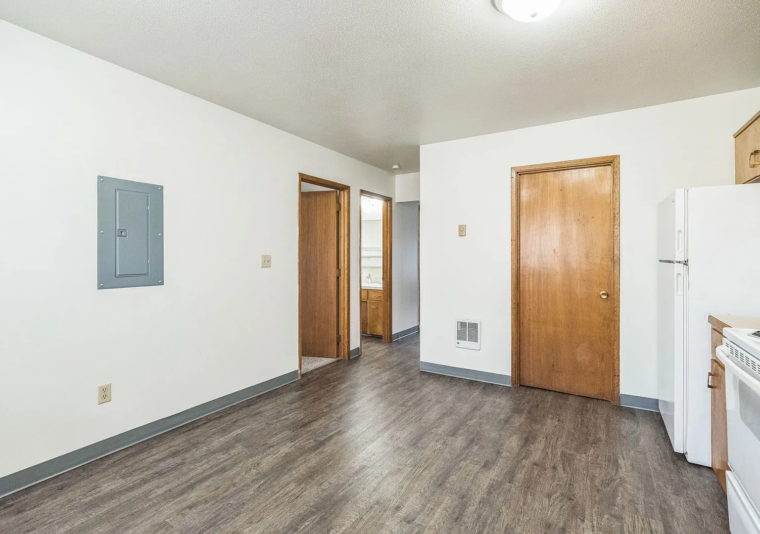 The Cardinal Apartments — Photo 4