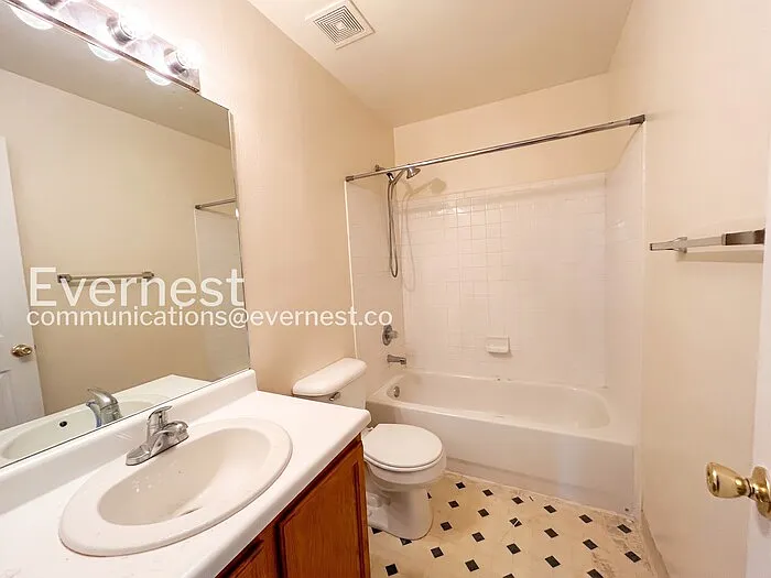 4512 Gunbarrel Dr — Photo 16