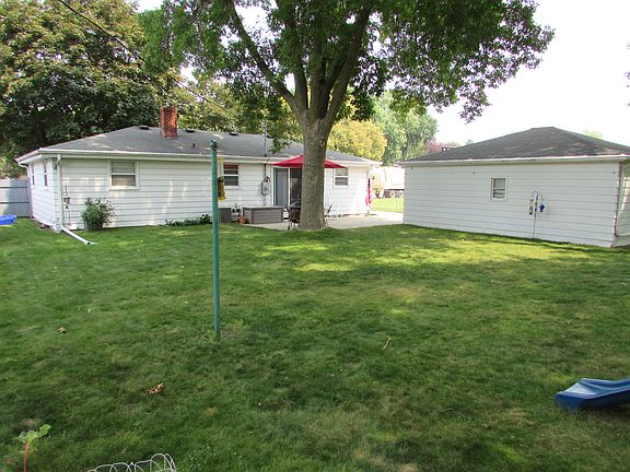 2nd image of 1123 Saint Agnes Dr