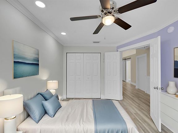 3rd image of 7524 Pinewalk Drive #173