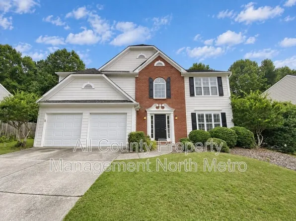 1095 Winthrope Chase Dr, Alpharetta, GA 30009