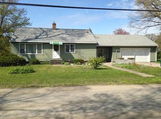 1194 S Quarterline Rd, Muskegon, MI 49442