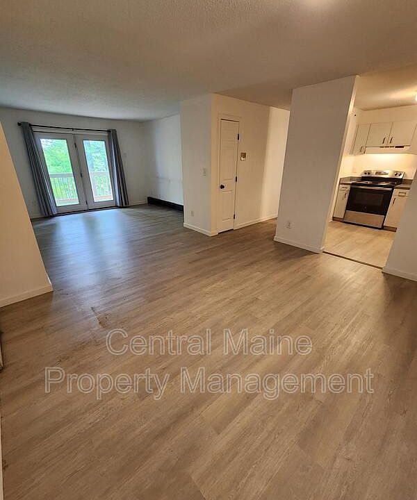 1st image of 39 Northern Avenue Hts #20