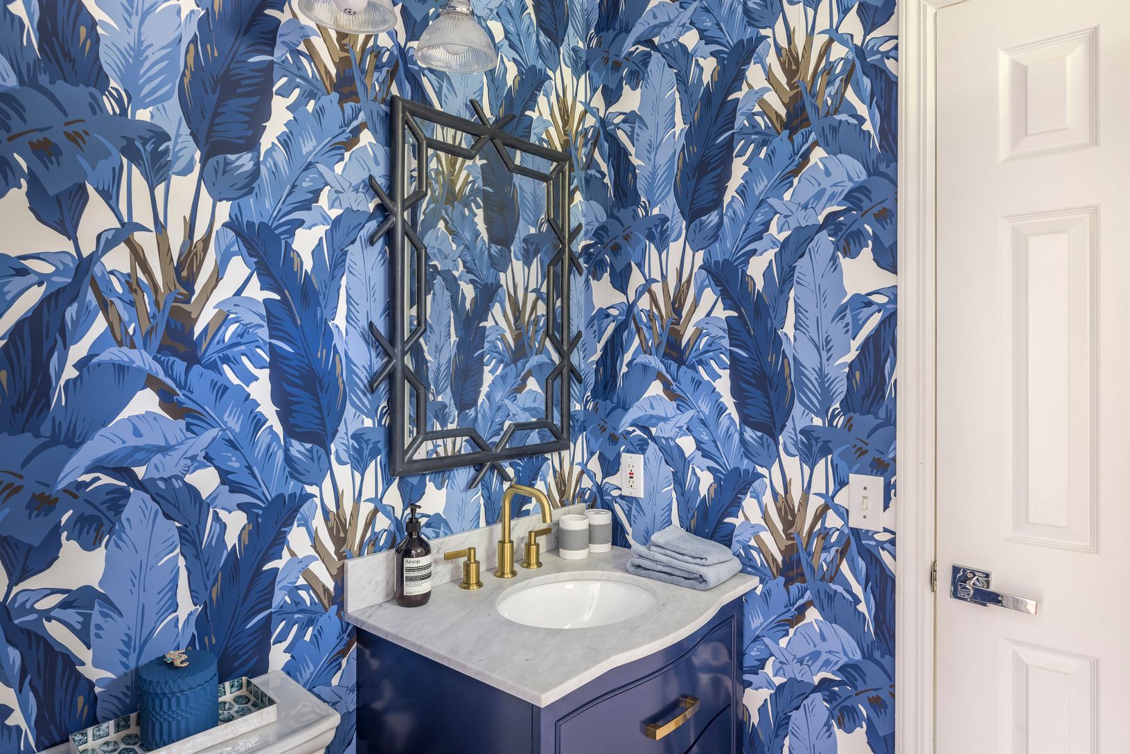  Main Floor Bathroom