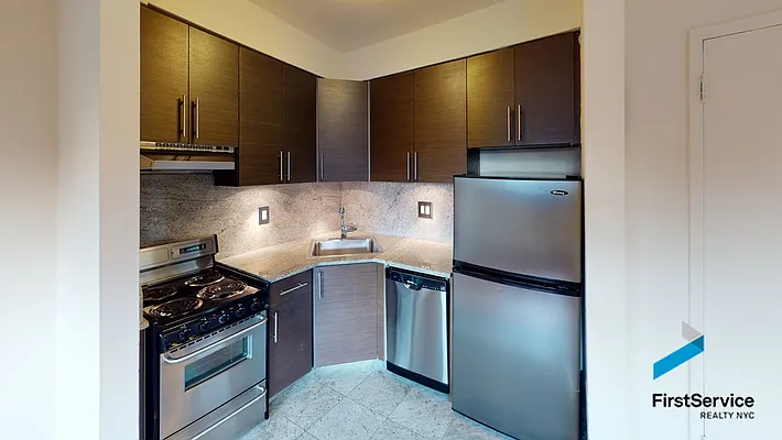 Rented by FirstService Realty (legacy) | media 5