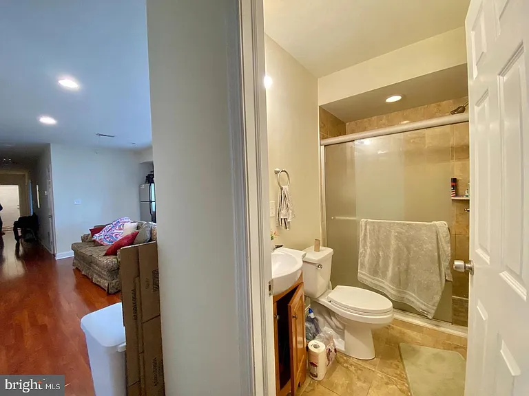 1417 N 17th St #3R — Photo 4
