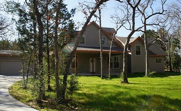 2nd image of 128 Ashwood Dr