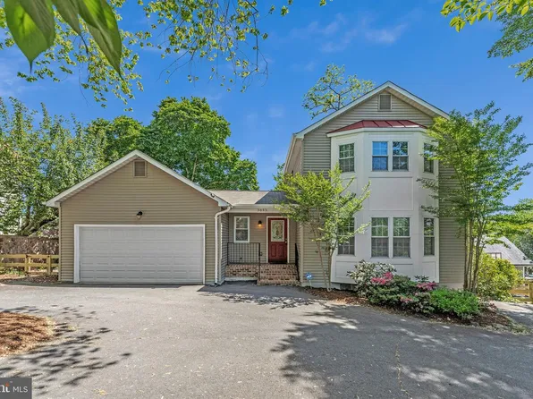 3683 Blenheim Blvd, Fairfax, VA 22030