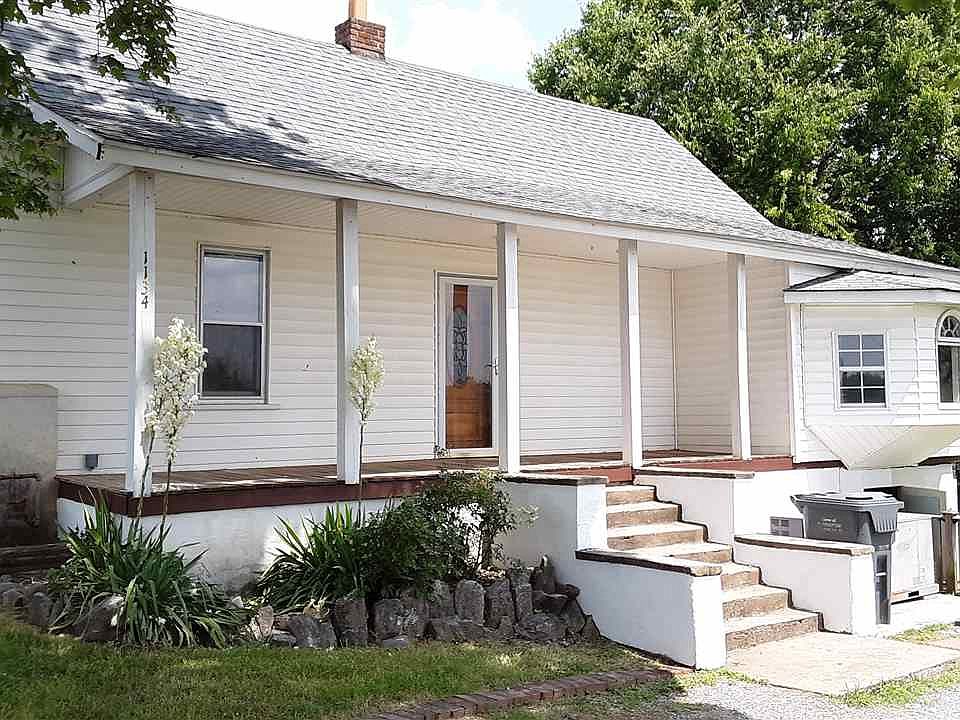 1st image of 1134 Hill St
