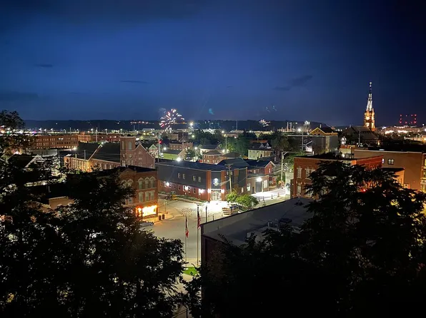 1860 Heeb St, Dubuque, IA 52001