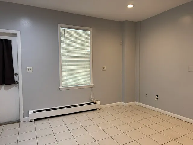 489 Ashford Ave #1B — Photo 9