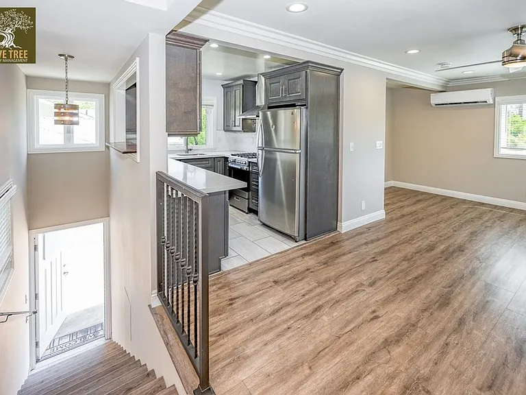 1622 Brigden Rd — Photo 3