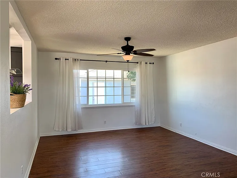 11105 Milano Ave — Photo 14