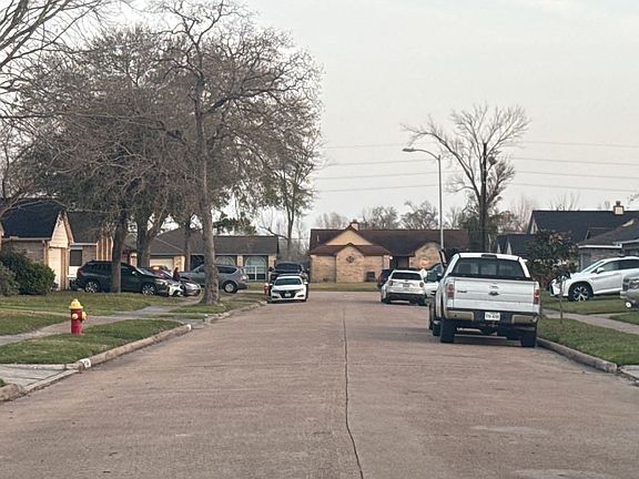5th image of 11427 Devencrest Dr