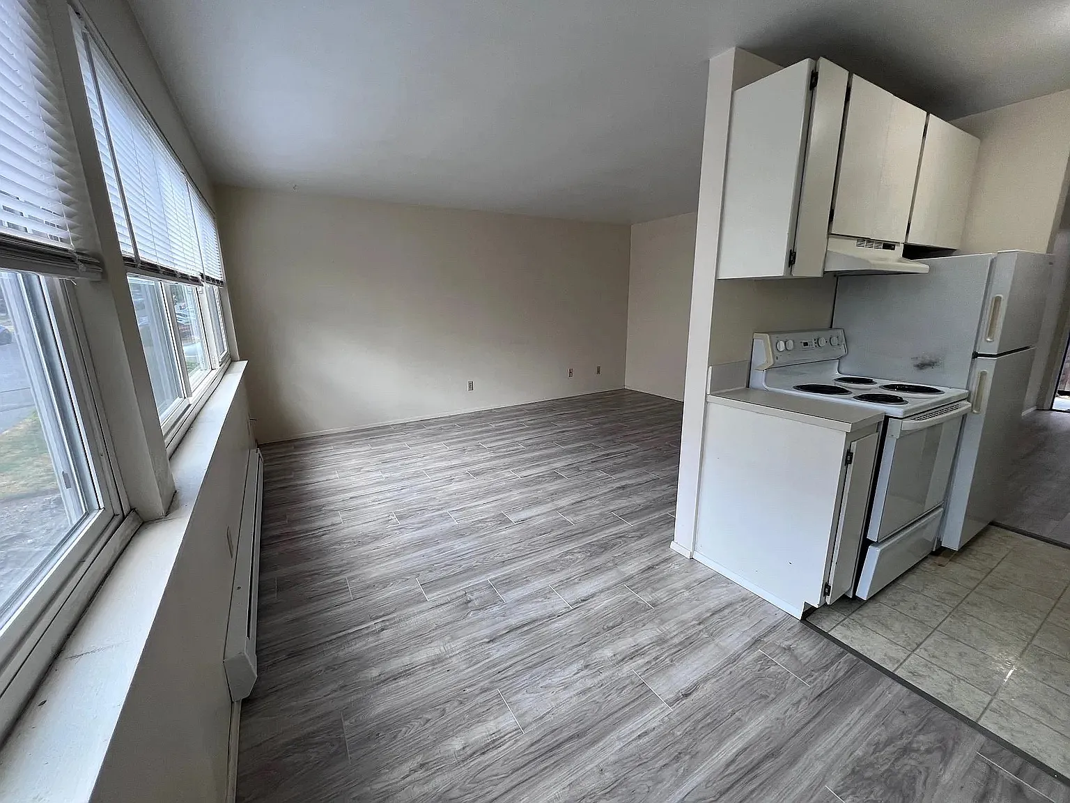 1 bed, 500 sqft, $1,400 — Photo 3