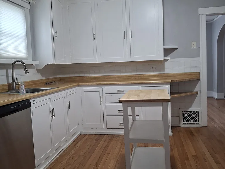 2801 W Mississippi Ave — Photo 2